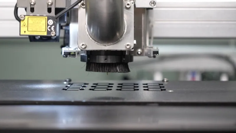 Can a milling cutter PCB depaneling machine achieve a cutting accuracy of ±0.05 mm